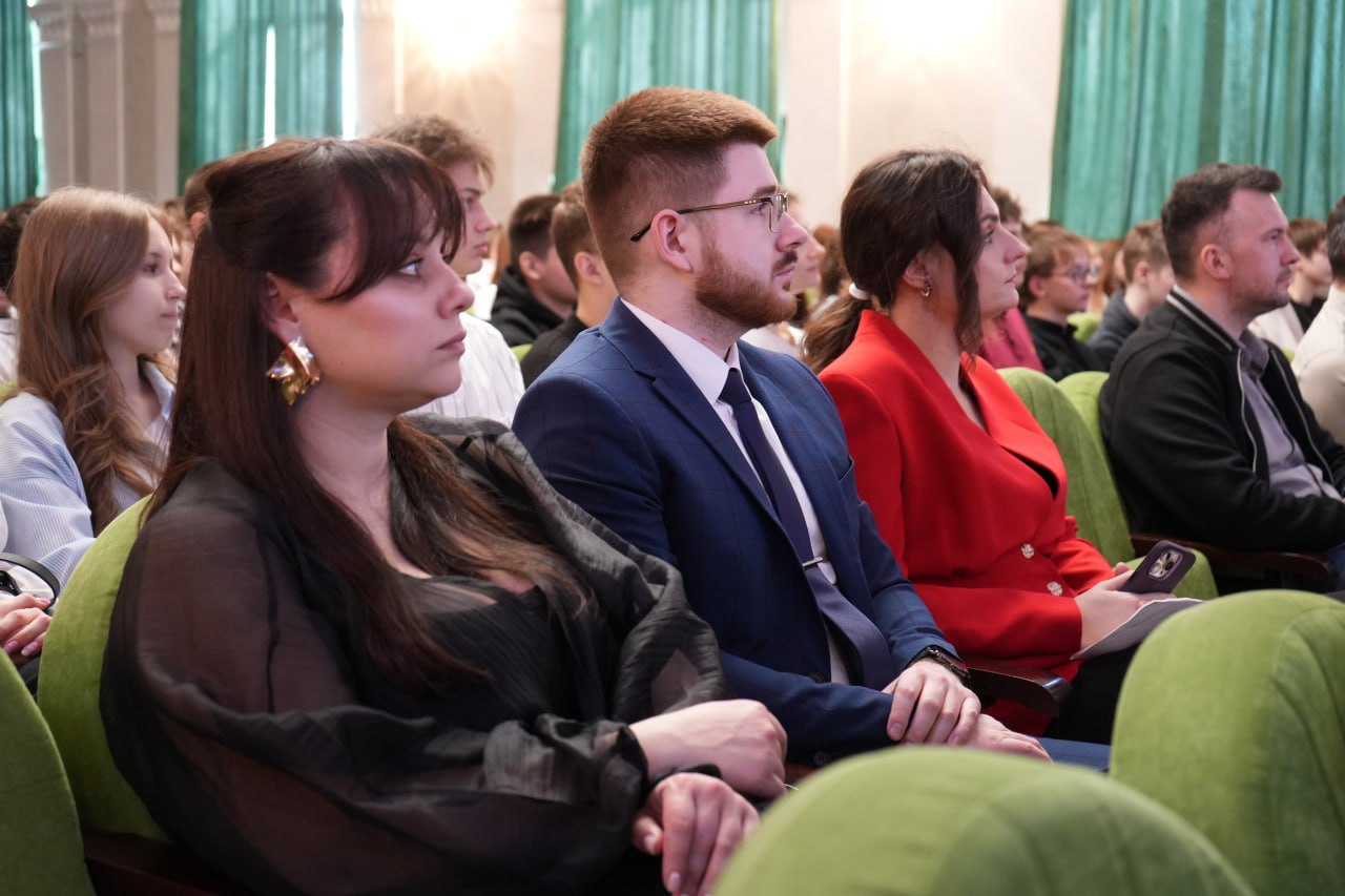 Первый слайд