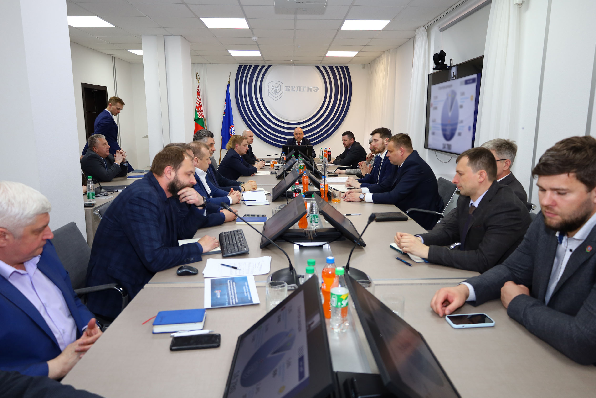 Первый слайд