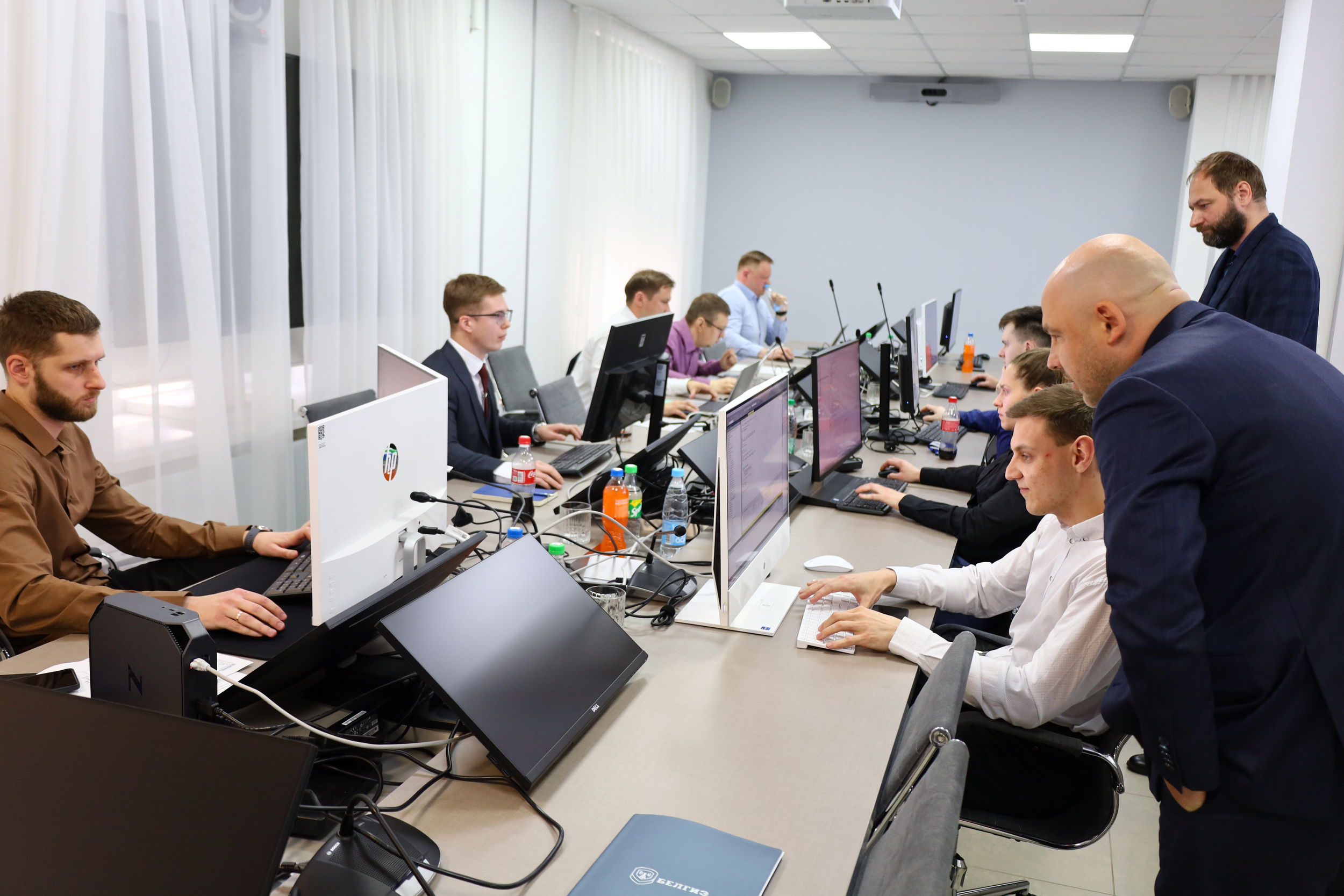 Первый слайд